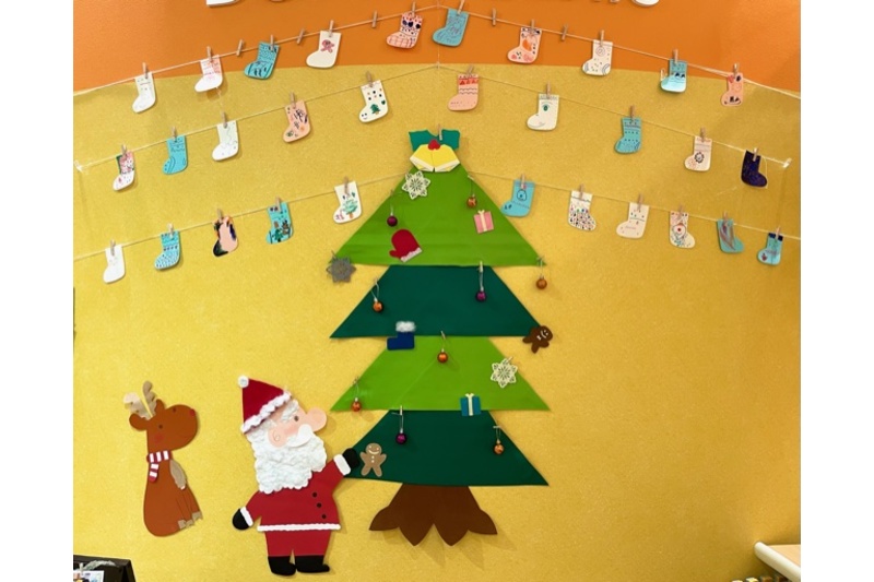 「くつしたにもようをつけよう」