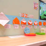 今月の工作★おりがみでみかんを折る！